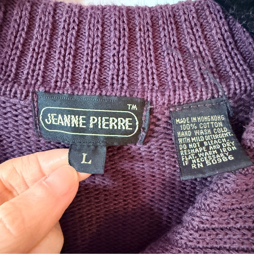 JEANNE PIERRE Women's Zip-Up Sweater in Rich Burgundy - Picture 3 of 10